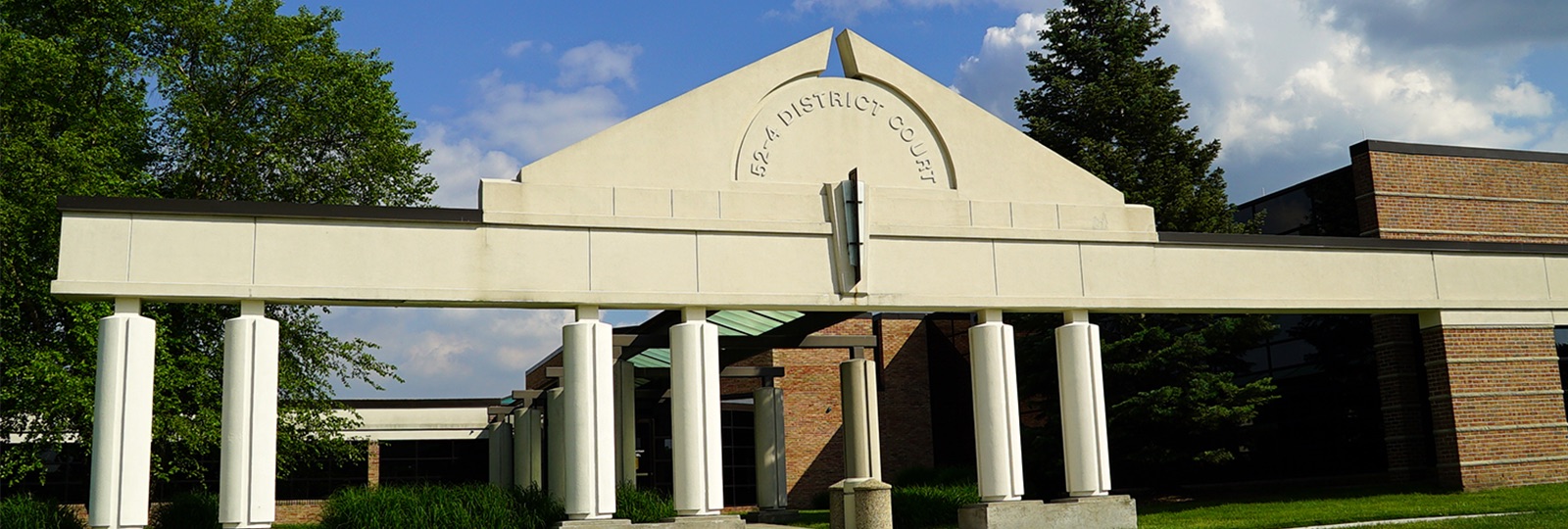 52-4 District Court image